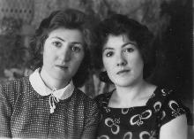 Люди - Мои сестрёнки Эльвира и Мария Карб, 1961-62 годы